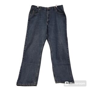 Wrangler jeans 40x32 relaxed fit straight leg med blue
